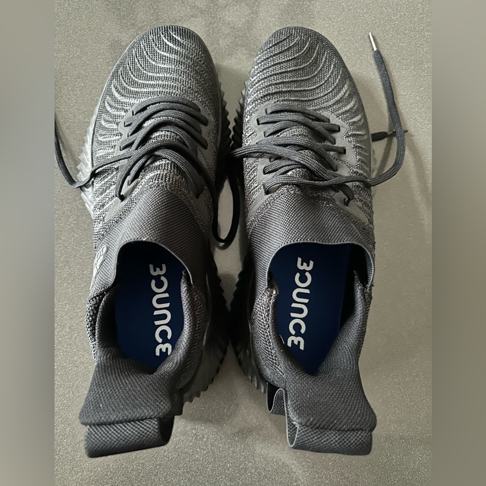 ADIDAS,Bounce Runners